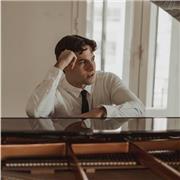 Pianista Concertista con Gran EXPERIENCIA y capacidad de adaptación PERSONAL a TODOS los niveles y necesidades